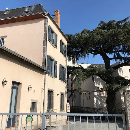 Noellet - Clermont Ferrand Apartmán