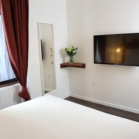 Noellet - Clermont Ferrand Apartmán *
